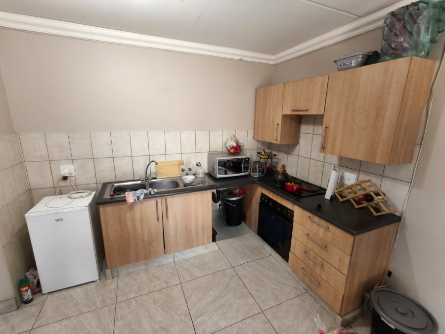 2 Bedroom Property for Sale in Geelhoutpark North West